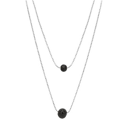 Collar de piedra volcánica natural