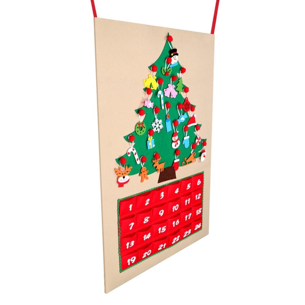 Christmas tree calendar pendant