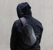 Polyhedron chest pack