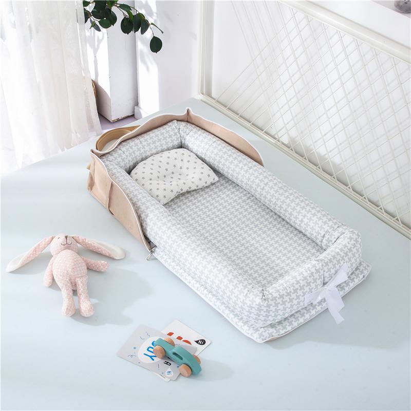 Portable baby crib