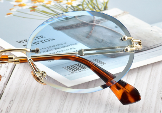 Oval polished edge sunglasses