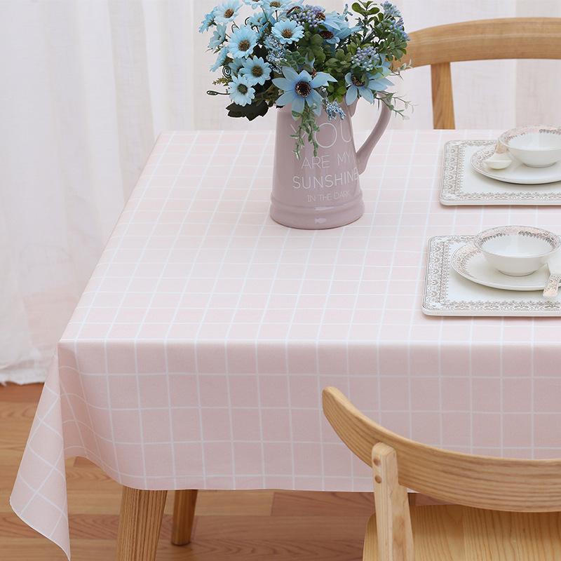 Disposable oil-proof and anti-scalding waterproof tablecloth