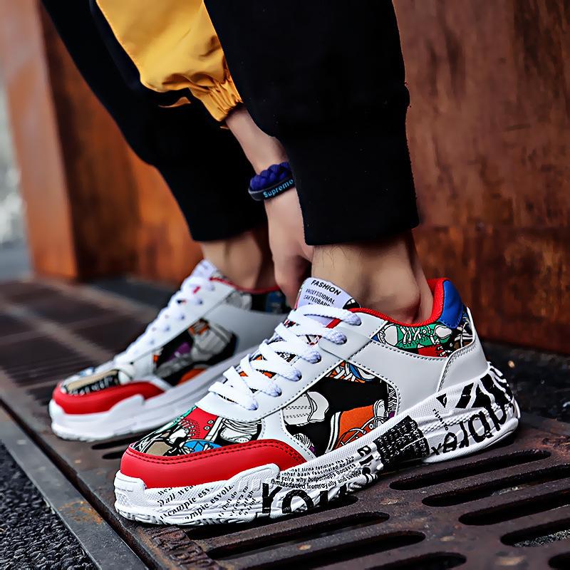 Casual sports shoes