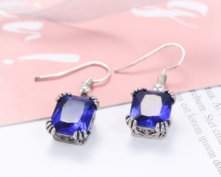 Natural stone sea blue gemstone earrings