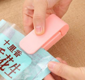 Household food clip portable mini snack plastic bag sealer