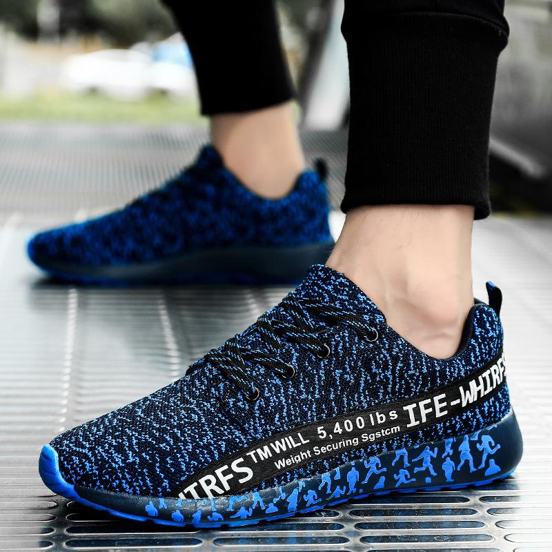 Couple's flying mesh running shoes