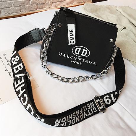 Scrub Leather Messenger Bag