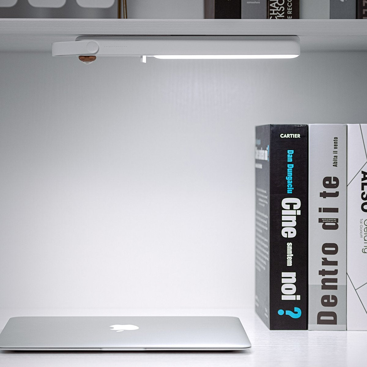 Creative magnetic desk lamp
