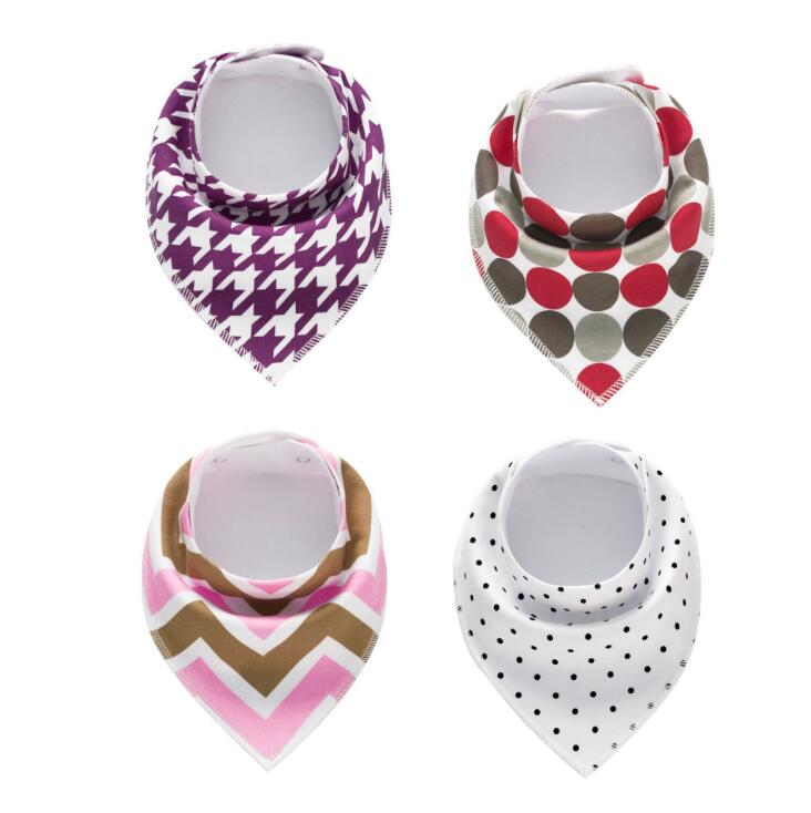 4 piezas / lote Impresión  Varios Diseños Tela Babero Bandana