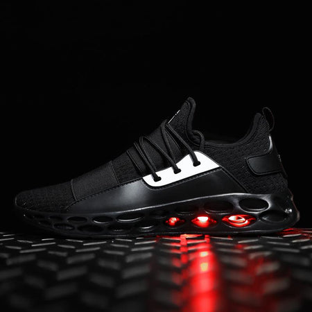 Spring and summer men's shoes fly woven running shoes low cut hollow soles cushioning breathable large size cross-country jogging casual sports shoes