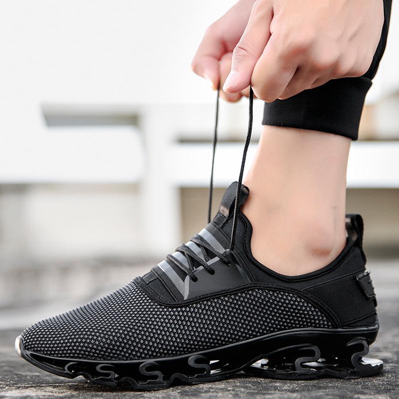 Summer sports shoes breathable men's shoes 2020 new flying woven men's shoes mesh casual shoes student running shoes men's tide