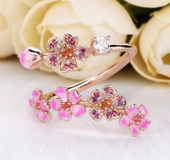 Flower petal flower ring