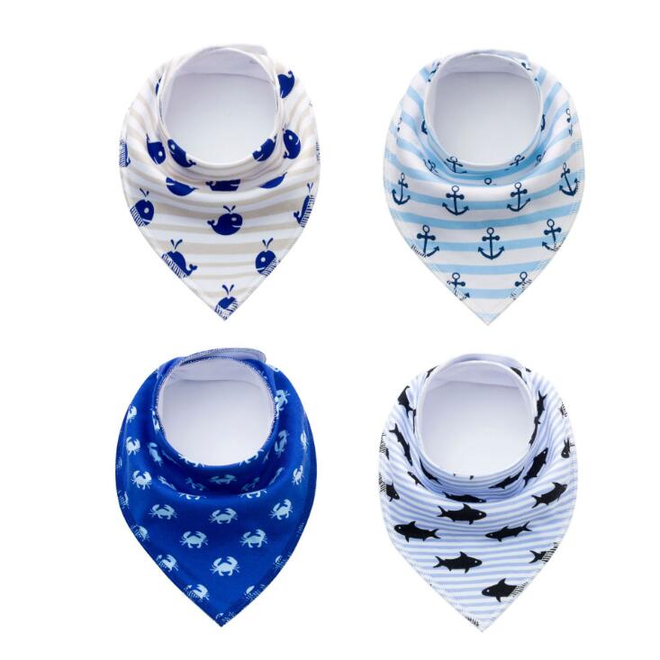 4 piezas / lote Impresión  Varios Diseños Tela Babero Bandana
