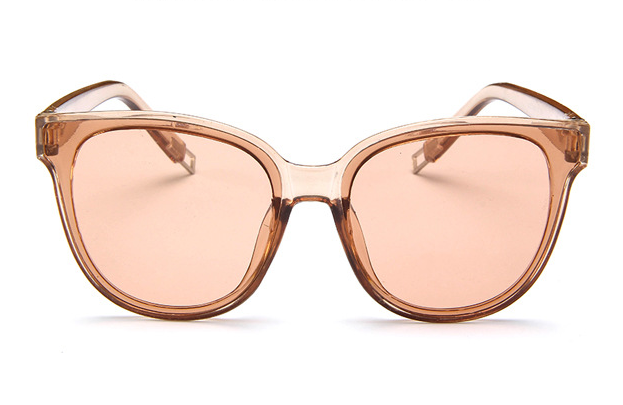 Fashion sunglasses trend ocean film sunglasses