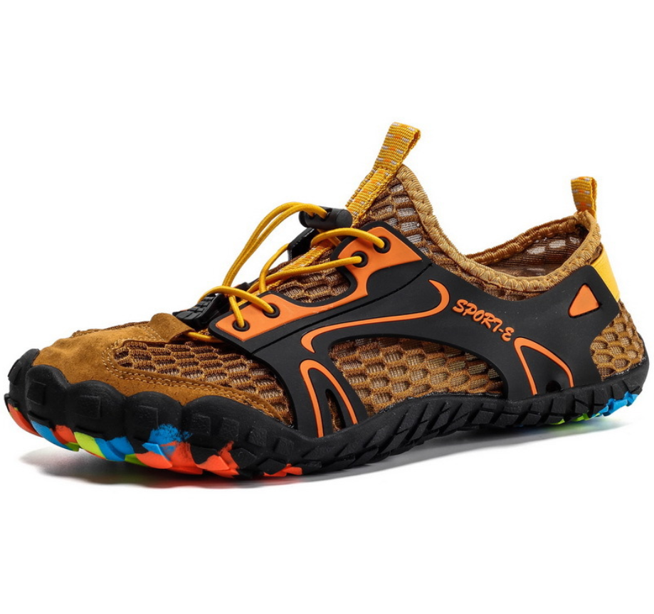 Mountaineering shoes