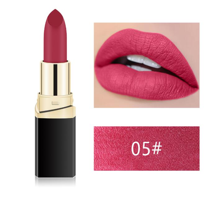 Matte velvet lipstick