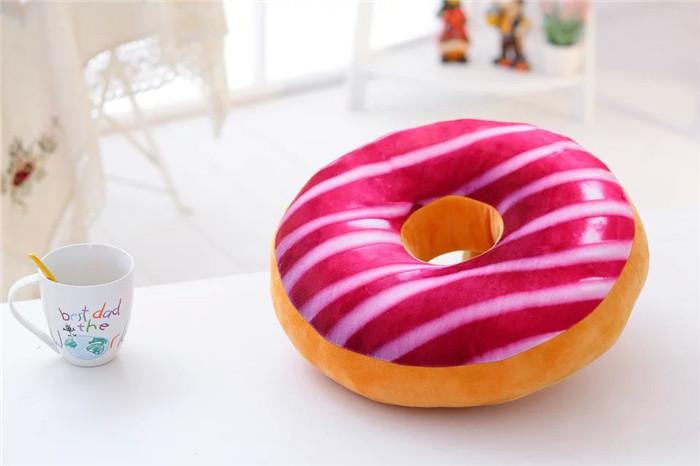 Creative donut cushion pillow cushion cushion bedding bottom hole plush toy factory wholesale