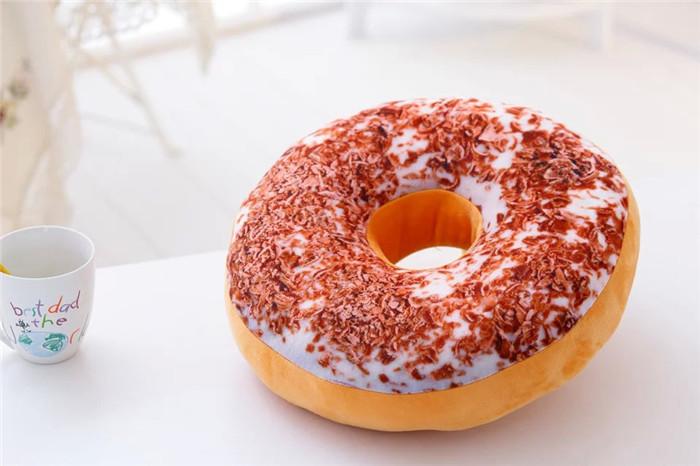 Creative donut cushion pillow cushion cushion bedding bottom hole plush toy factory wholesale