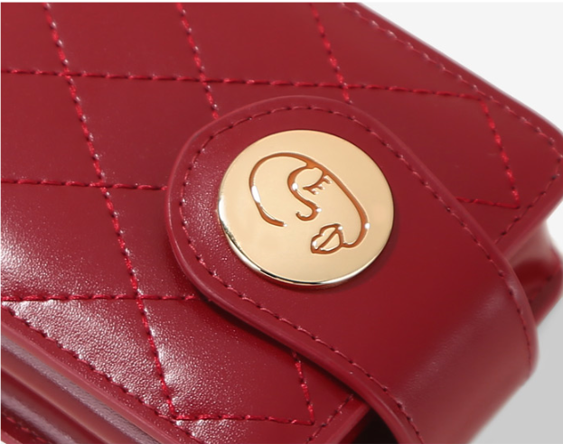 Fashionable and convenient mini makeup pouch