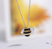 Korean fashion cute bee exquisite creative female personality pendant necklace