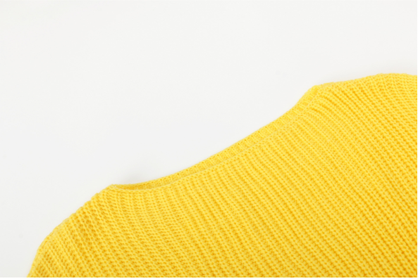 Women's short sweater