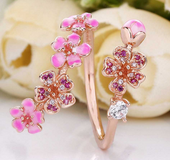 Flower petal flower ring