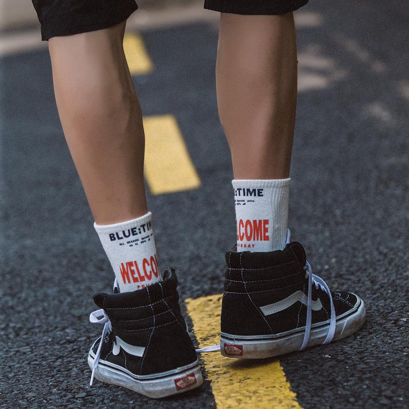 Korean letter men and women trend couple socks