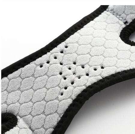 Sports knee pads