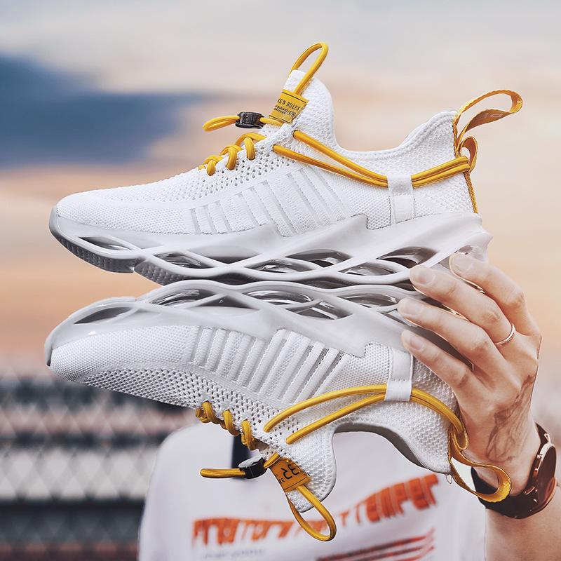 Mesh shoe blade sneakers