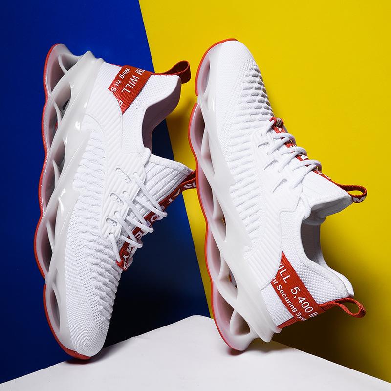 Flying mesh shoes