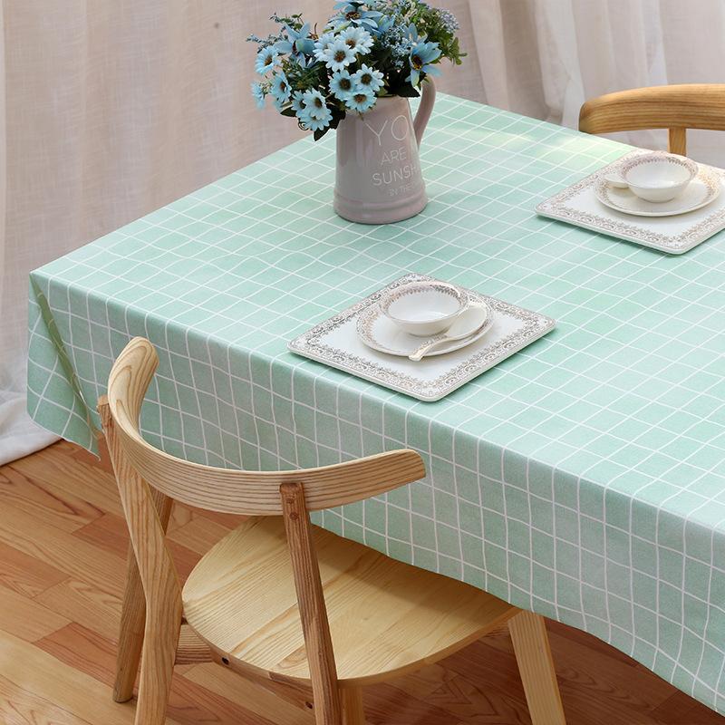 Disposable oil-proof and anti-scalding waterproof tablecloth