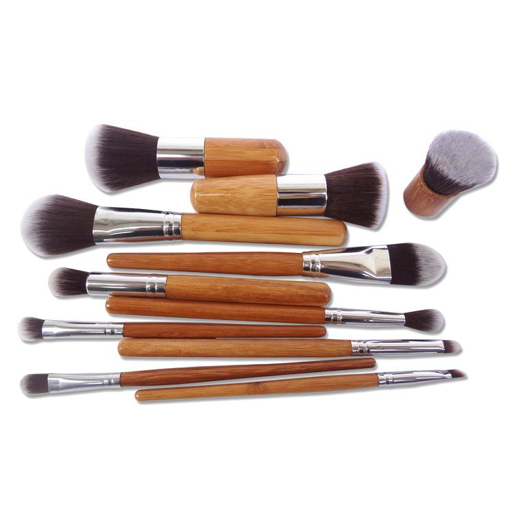 Wood color makeup brush set