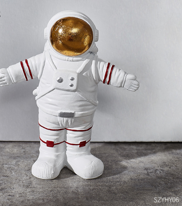Creative Astronauts Crafts Resin Decoration Coffee Shop Music Bar Cabinet Soft Decorations
