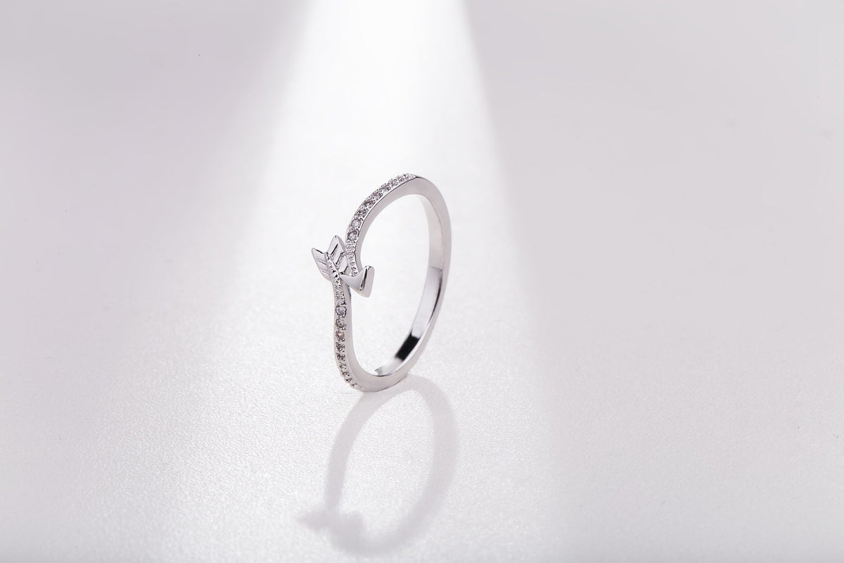 2020 summer new product an arrow feather simple jewelry Europe and America plating white copper fashion women's ring