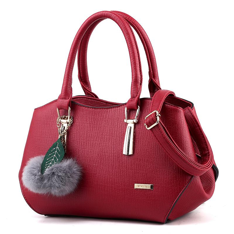 2020 new fashion handbags handbags leather bag and hang the hair ball single shoulder bag
