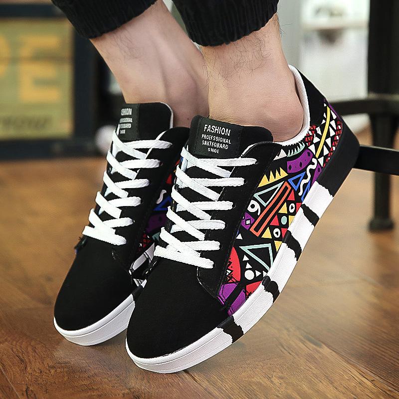 In the spring of 2020 new men's casual shoes shoes canvas shoes sport Metrosexual shoes 7631 Korean Students