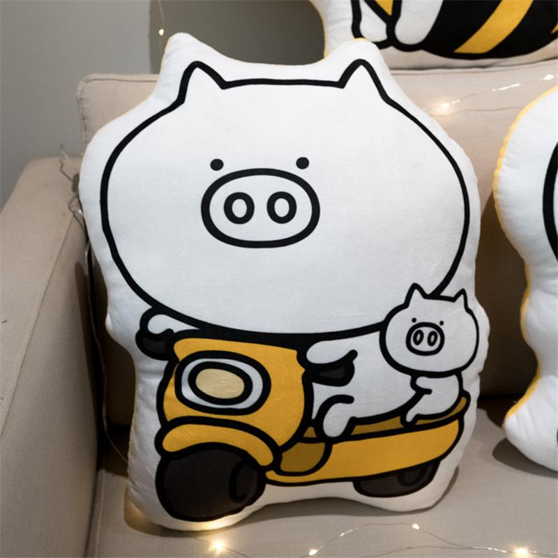 Odd magic pig cartoon pillow