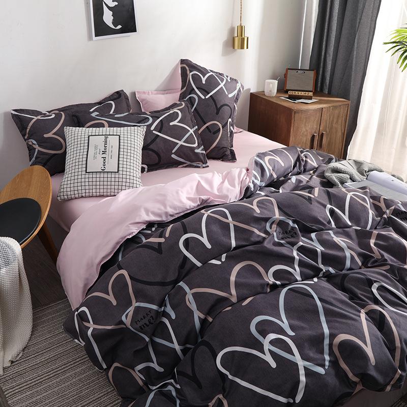 Heart print bedding set 3/4 pieces
