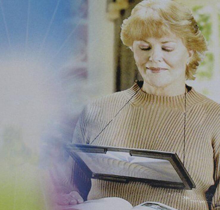 Desktop Magnifying Glass With 4 Led Lights Ultrathin A4 Full Page Large Reading Magnifier The Good Gift For Elders HY52