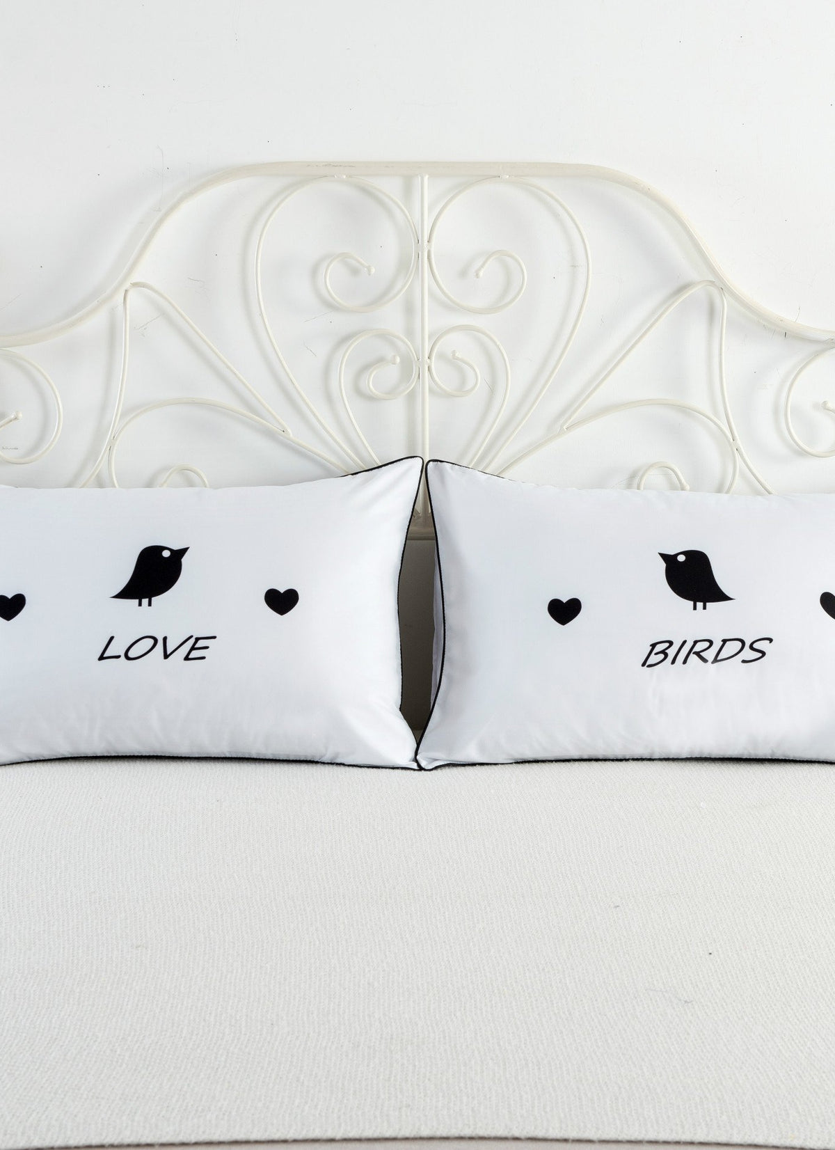 White couple pillowcase