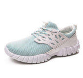 In the spring of new light and breathable shoes running shoes mens casual shoes, running shoes on behalf of a male
