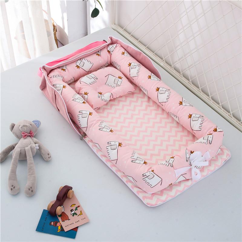 Portable baby crib