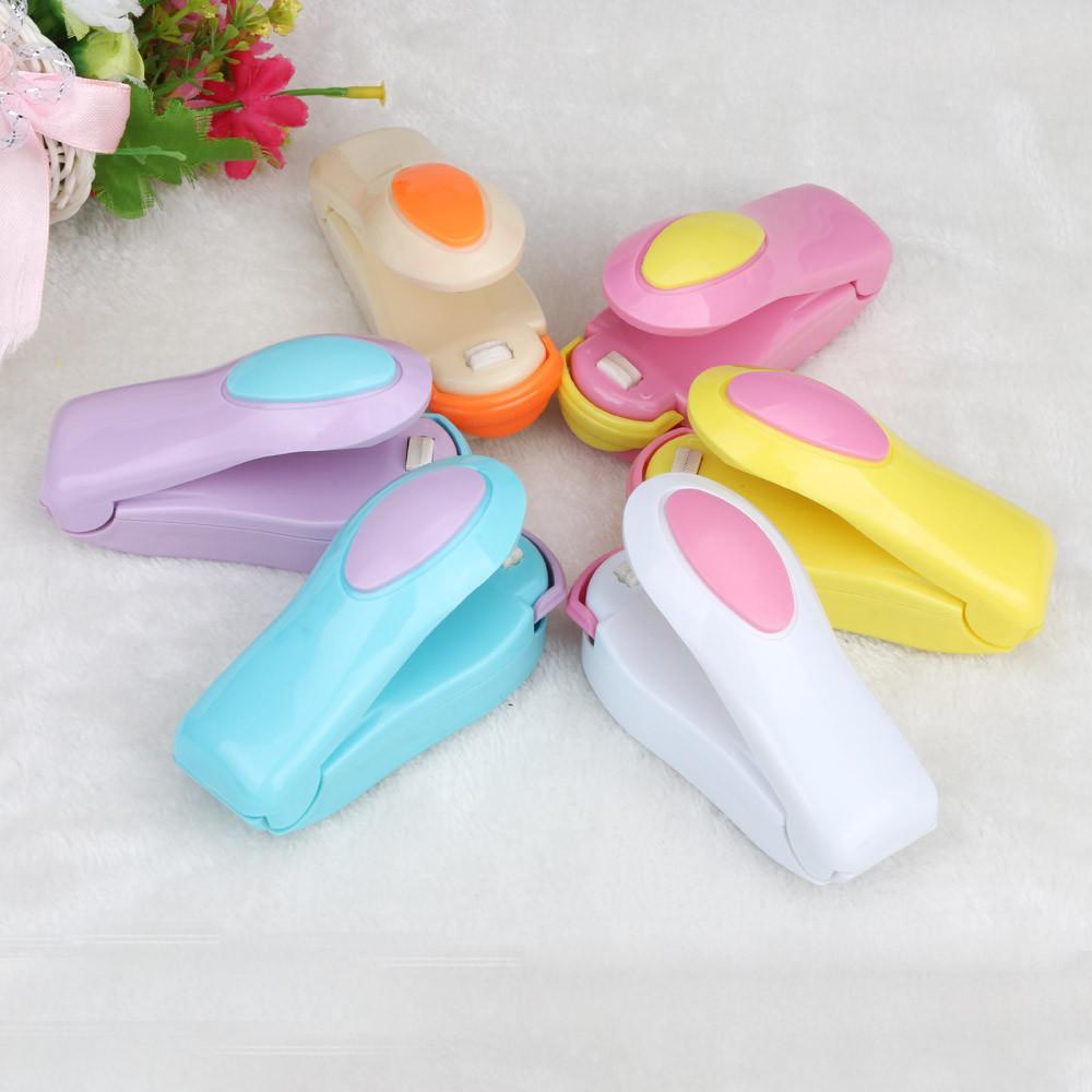 Mini sealing machine