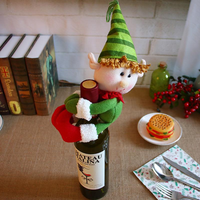 Christmas decorations, Santa Claus, red wine, red wine, champagne, wine bottle and bar dining room decoration