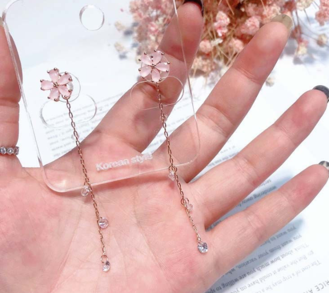 Flower pink tassel earrings