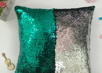 Factory direct supply of European double color glitter sequins pillow pillow Mermaid sleeve by a pillowcase customized wholesale