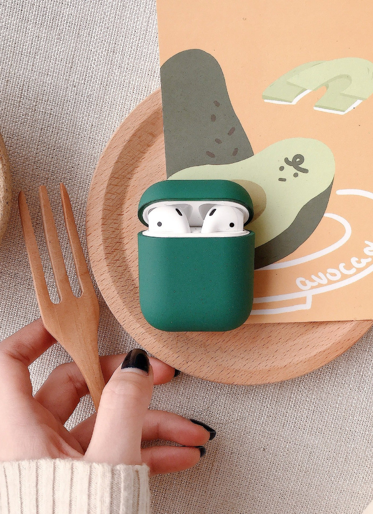 Wireless earphone case