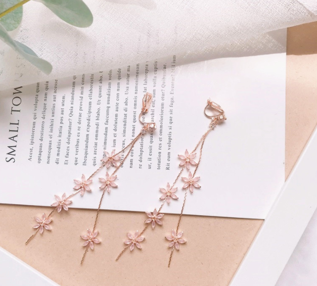 Flower pink tassel earrings