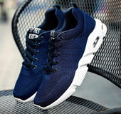 a pair of shipping in the autumn of 2020 new sport shoes breathable fabric cushion shoes all-match fly wear running shoes