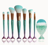 Pinceles de maquillaje en forma de sirena